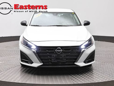 Used 2024 Nissan Altima 2.5 S FWD image 2
