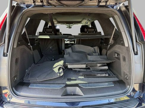Used 2023 Cadillac Escalade Sport Platinum AWD/4WD image 17