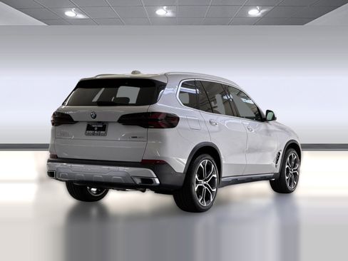 New 2026 BMW X5 xDrive40i image 9