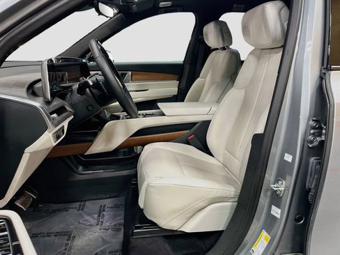 Used 2026 Cadillac Vistiq Luxury AWD/4WD image 20