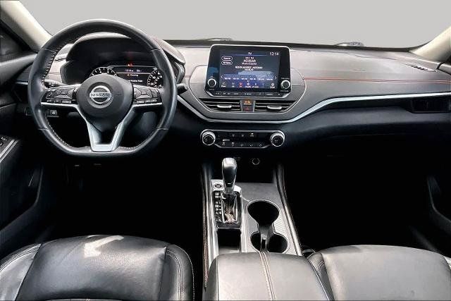 Certified 2021 Nissan Altima 2.5 SR FWD image 15