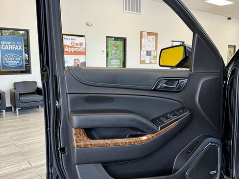 Used 2015 Chevrolet Tahoe LTZ RWD image 15