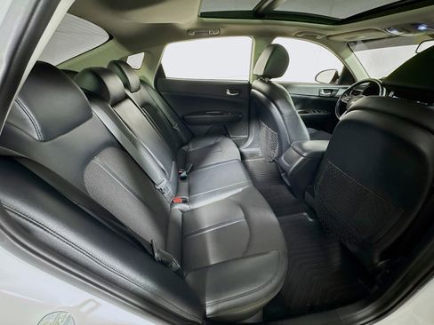 Used 2019 Kia Optima S w/ S Panoramic Sunroof Package image 26