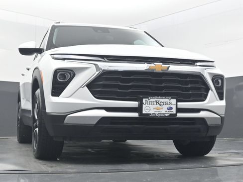 Used 2025 Chevrolet TrailBlazer LT AWD/4WD image 25