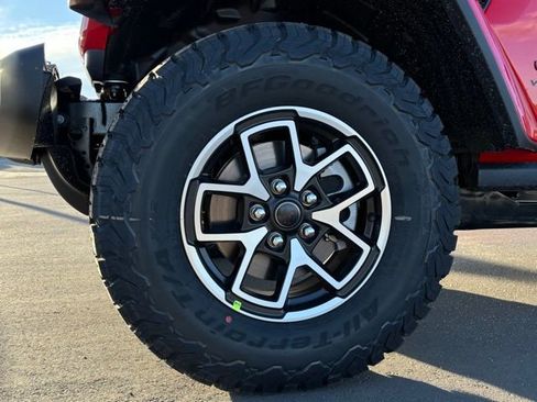 New 2026 Jeep Wrangler Unlimited Rubicon image 26