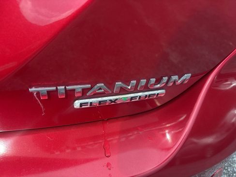 Used 2012 Ford Focus Titanium FWD image 20