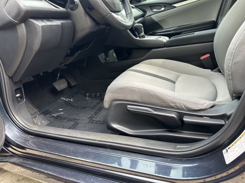 Used 2018 Honda Civic EX image 16