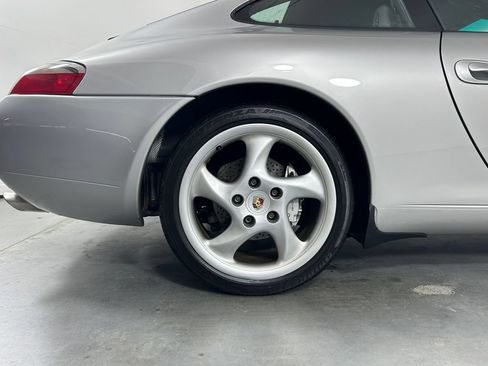 Used 2001 Porsche 911 Carrera 4 AWD/4WD image 11