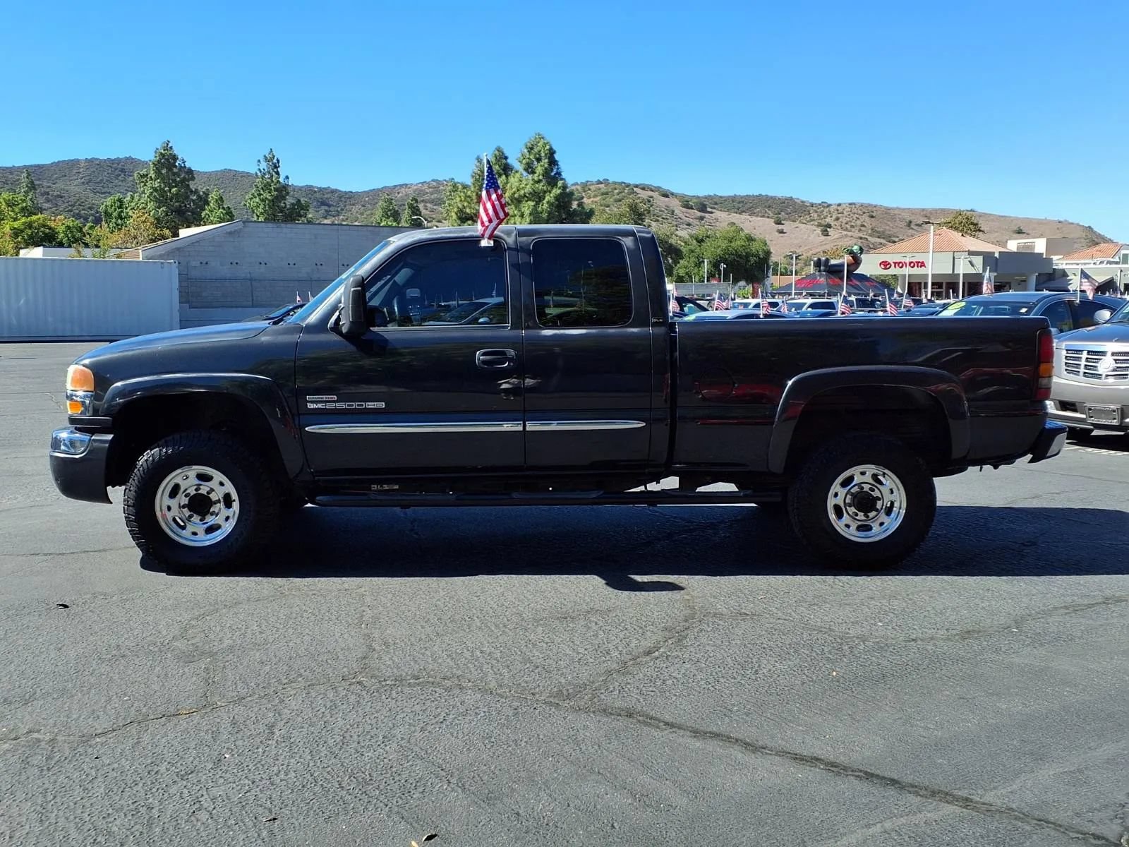 Used 2004 GMC Sierra 2500 SLE w/ Heavy-Duty Power Package RWD image 8