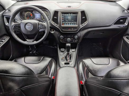 Used 2022 Jeep Cherokee Trailhawk AWD/4WD image 19
