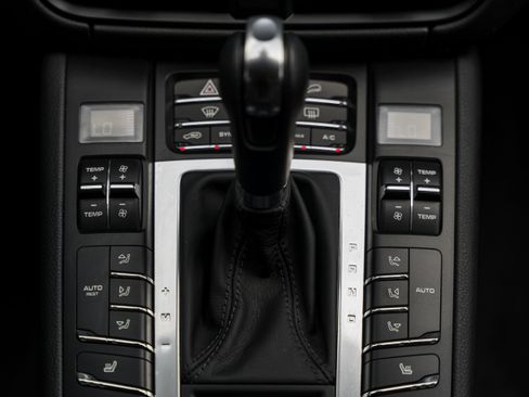 Used 2020 Porsche Macan S AWD/4WD image 12