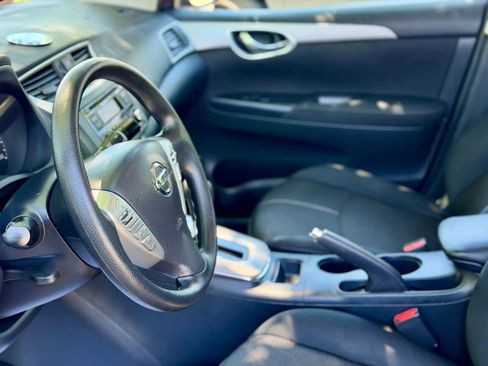 Used 2015 Nissan Sentra S FWD image 9