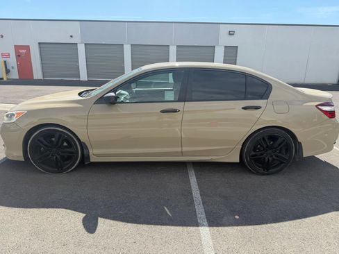 Used 2017 Honda Accord Sport image 3