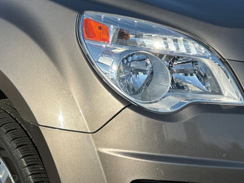 Used 2010 Chevrolet Equinox LT w/ Cargo Management Package FWD image 11