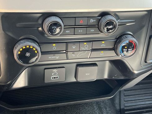 New 2025 Ford F550 4x4 SuperCab Super Duty image 17