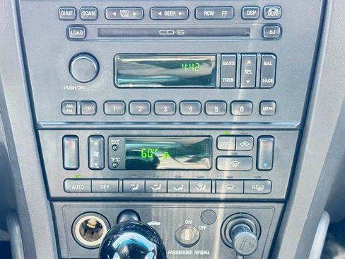 Used 2002 Ford Thunderbird RWD image 21