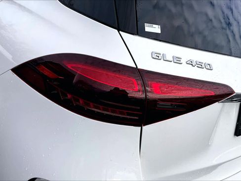 New 2026 Mercedes-Benz GLE 450 4MATIC image 5