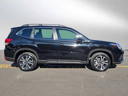 Used 2024 Subaru Forester Limited AWD/4WD image 2