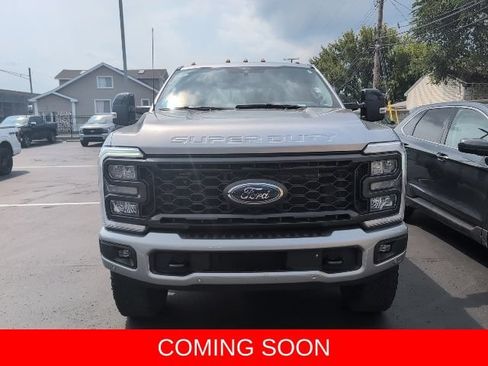 Used 2024 Ford F250 Lariat w/ Lariat Ultimate Package AWD/4WD image 2