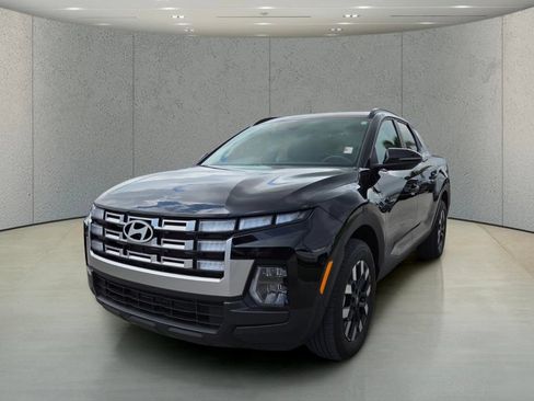 Used 2025 Hyundai Santa Cruz SEL FWD image 11