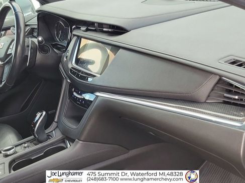 Certified 2020 Cadillac XT5 Sportv w/ LPO, Floor Liner Package image 32