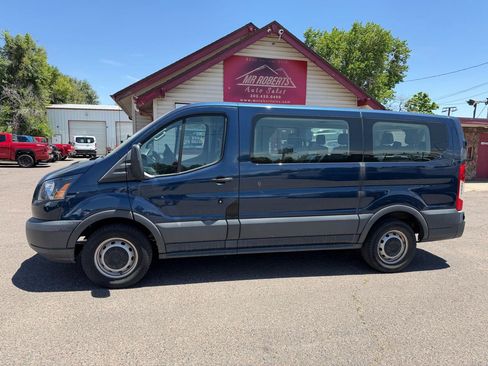 Used 2018 Ford Transit 150 XL RWD image 5