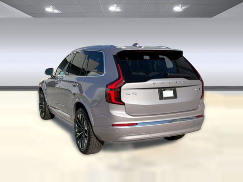 New 2026 Volvo XC90 B6 Plus w/ Protection Package AWD/4WD image 3