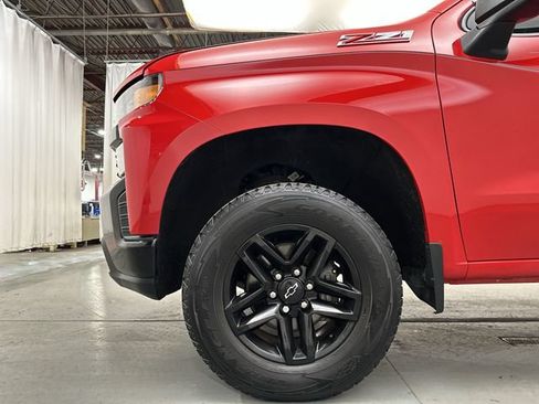Used 2019 Chevrolet Silverado 1500 Custom Trail Boss w/ Custom Convenience Package AWD/4WD image 21