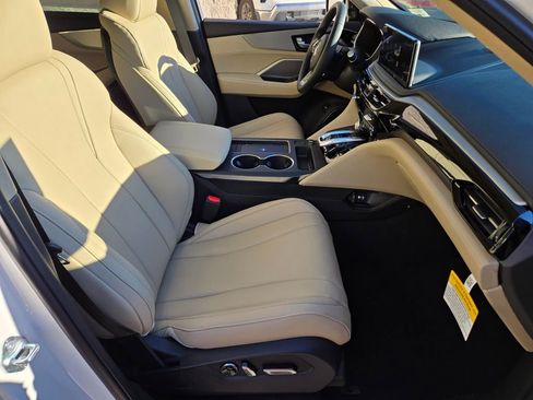 New 2026 Acura MDX SH-AWD image 20