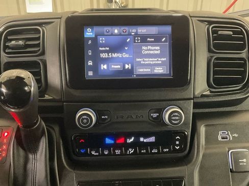 Used 2025 RAM ProMaster 2500 w/ Convenience Group image 16