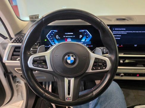Used 2023 BMW X7 M60i w/ Executive Package AWD/4WD image 22
