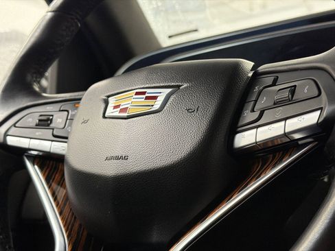 Used 2024 Cadillac Escalade ESV Luxury AWD/4WD image 26