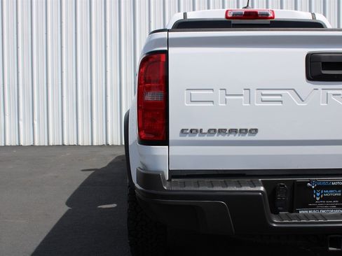 Used 2022 Chevrolet Colorado ZR2 AWD/4WD image 32