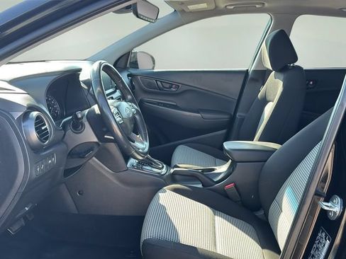 Used 2021 Hyundai Kona SEL Plus AWD/4WD image 17