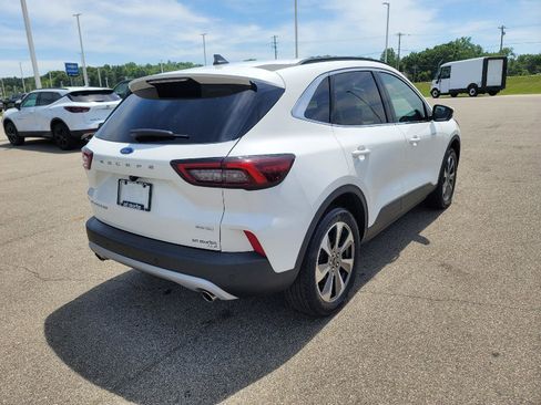Used 2024 Ford Escape Platinum AWD/4WD image 10