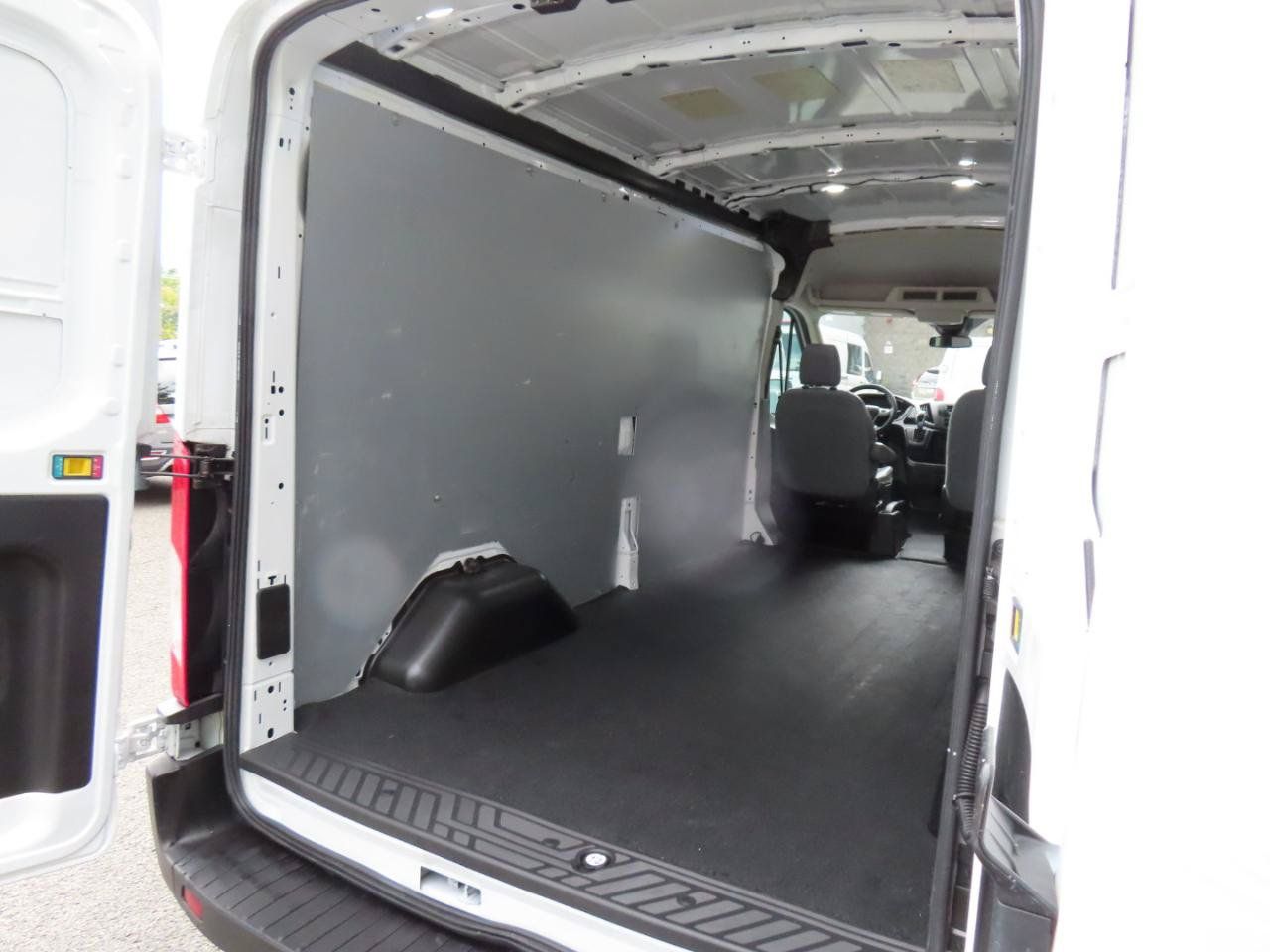 Used 2019 Ford Transit 250 148 Medium Roof RWD image 24