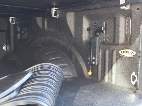 Used 2017 Ford F250 Platinum w/ Platinum Ultimate Package image 31