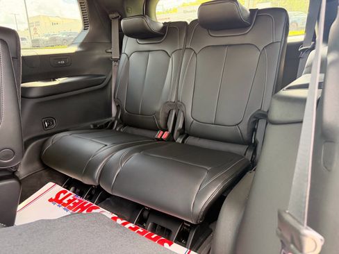 New 2026 Jeep Grand Cherokee L Limited AWD/4WD image 10