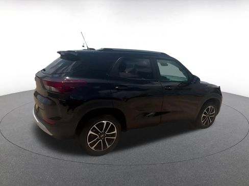 Used 2025 Chevrolet TrailBlazer LT FWD image 14