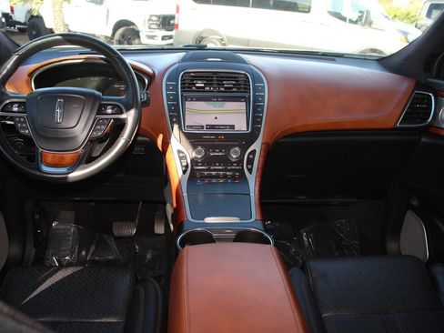 Used 2019 Lincoln Nautilus Black Label FWD image 14