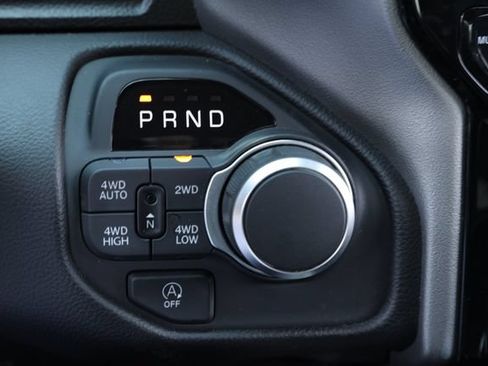 Used 2025 RAM 1500 Big Horn AWD/4WD image 19