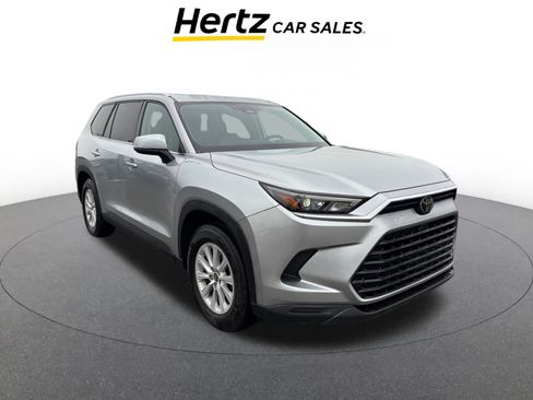 Used 2024 Toyota Grand Highlander XLE image 1