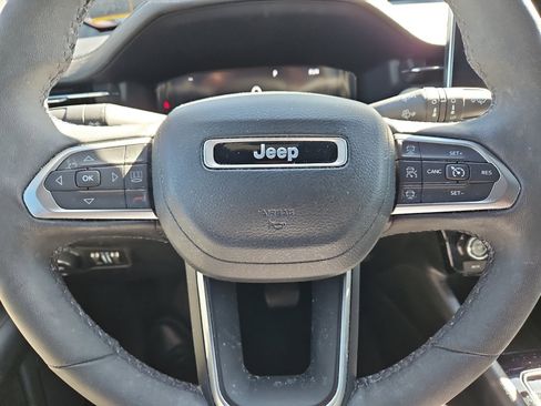 Used 2023 Jeep Compass Limited w/ Elite Group AWD/4WD image 10