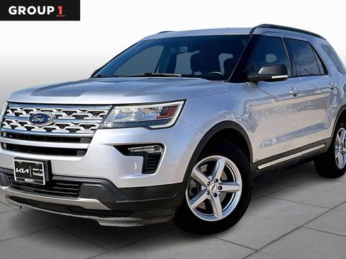Used 2019 Ford Explorer XLT w/ Equipment Group 201A image 1