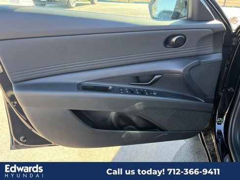 New 2025 Hyundai Elantra Sport image 15