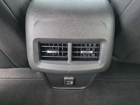 Certified 2022 Chevrolet Equinox LT AWD/4WD image 21
