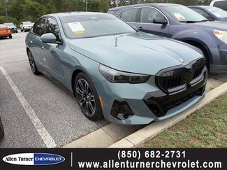 Used 2024 BMW 540i xDrive w/ Premium Package video 1