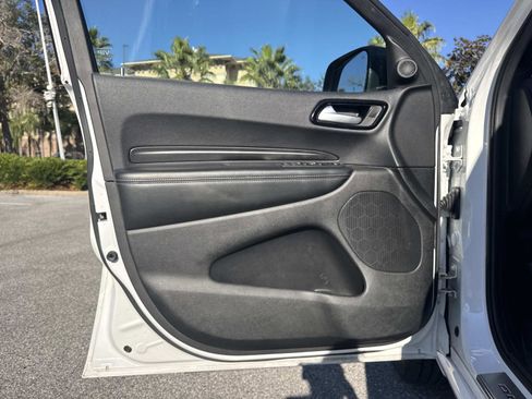 Used 2022 Dodge Durango SXT w/ Blacktop Package image 16