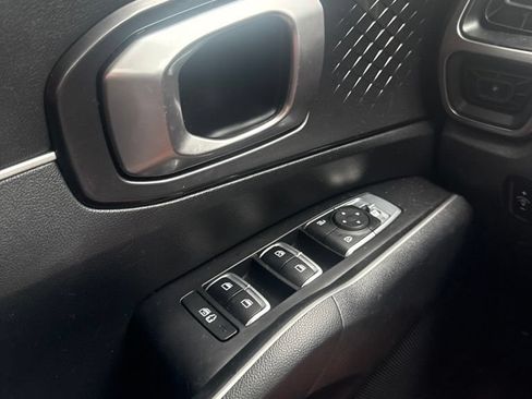 Used 2021 Kia Sorento S w/ Panoramic Sunroof Package FWD image 9