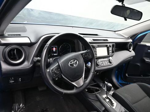 Used 2016 Toyota RAV4 XLE AWD/4WD image 13